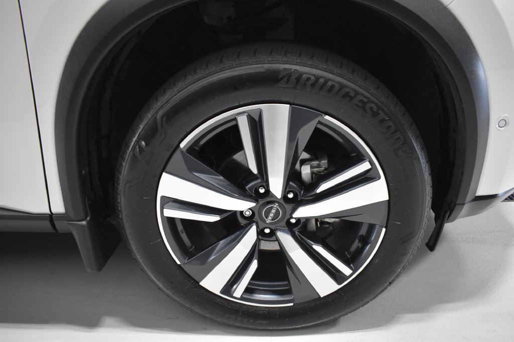 Certified 2023 Nissan Rogue SL w/ SL Premium Package AWD/4WD image 10
