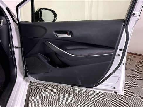 Used 2025 Toyota Corolla SE FWD image 23
