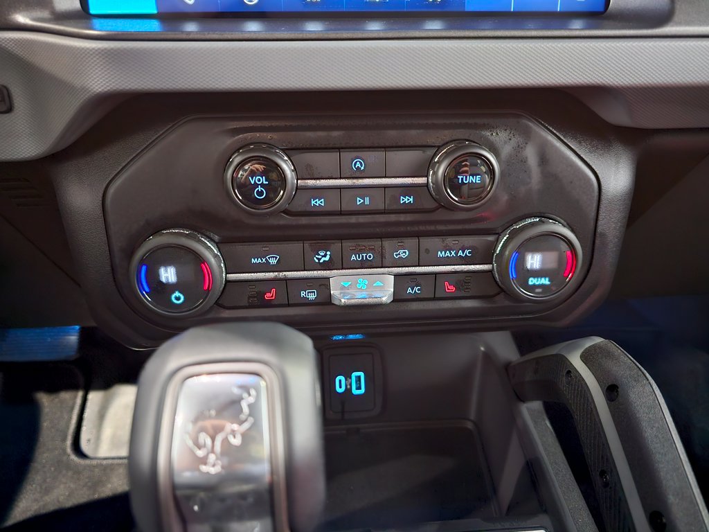 Used 2024 Ford Bronco Big Bend w/ Sasquatch Package AWD/4WD image 22
