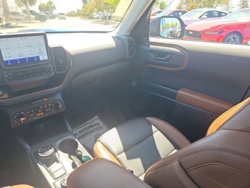 Used 2024 Ford Bronco Sport Badlands w/ Premium Package image 12