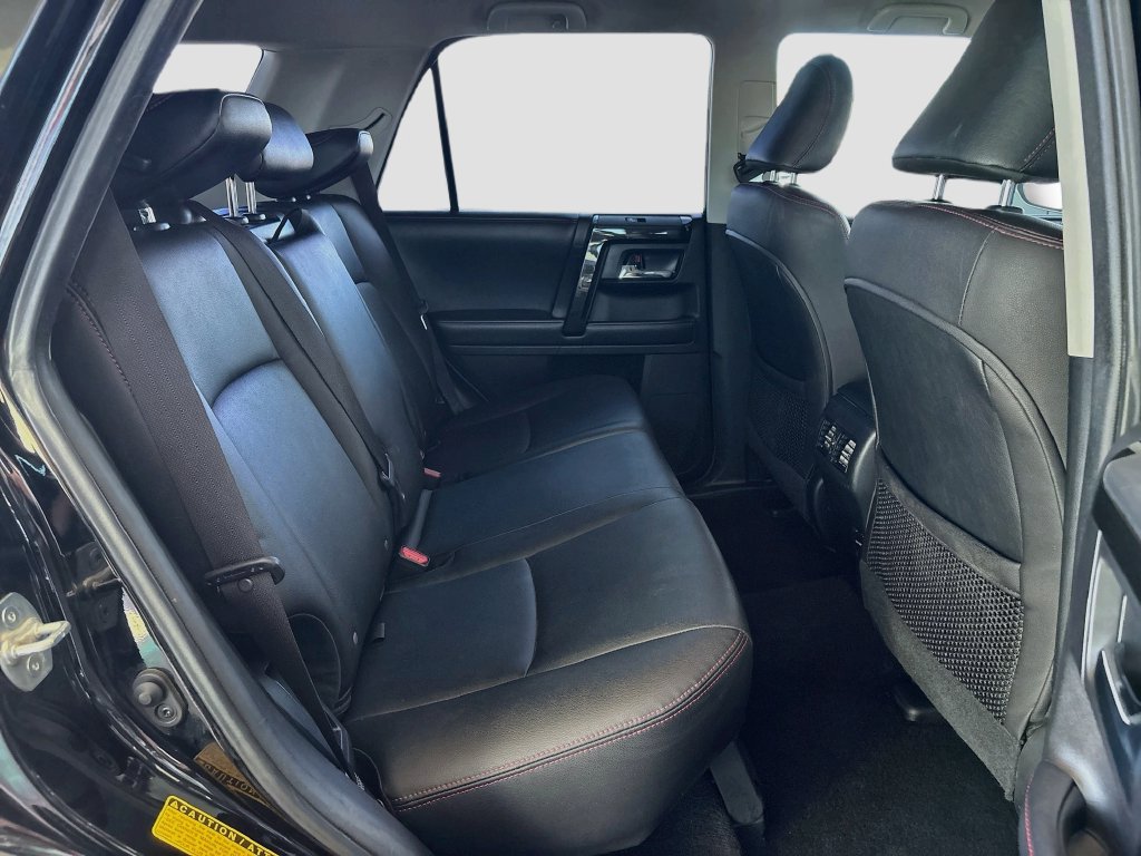 Used 2018 Toyota 4Runner TRD Off-Road Premium AWD/4WD image 21
