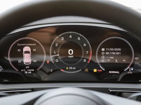 Certified 2026 Porsche Cayenne S AWD/4WD image 14