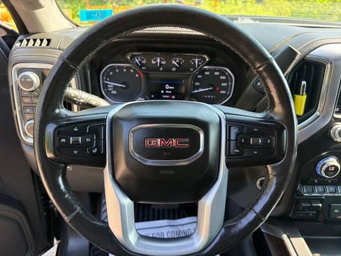 Used 2020 GMC Sierra 1500 Elevation w/ Elevation Value Package AWD/4WD image 16