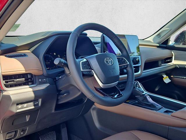 New 2026 Toyota Grand Highlander AWD image 3