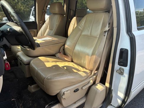 Used 2011 Chevrolet Silverado 1500 LT w/ All-Star Edition AWD/4WD image 5