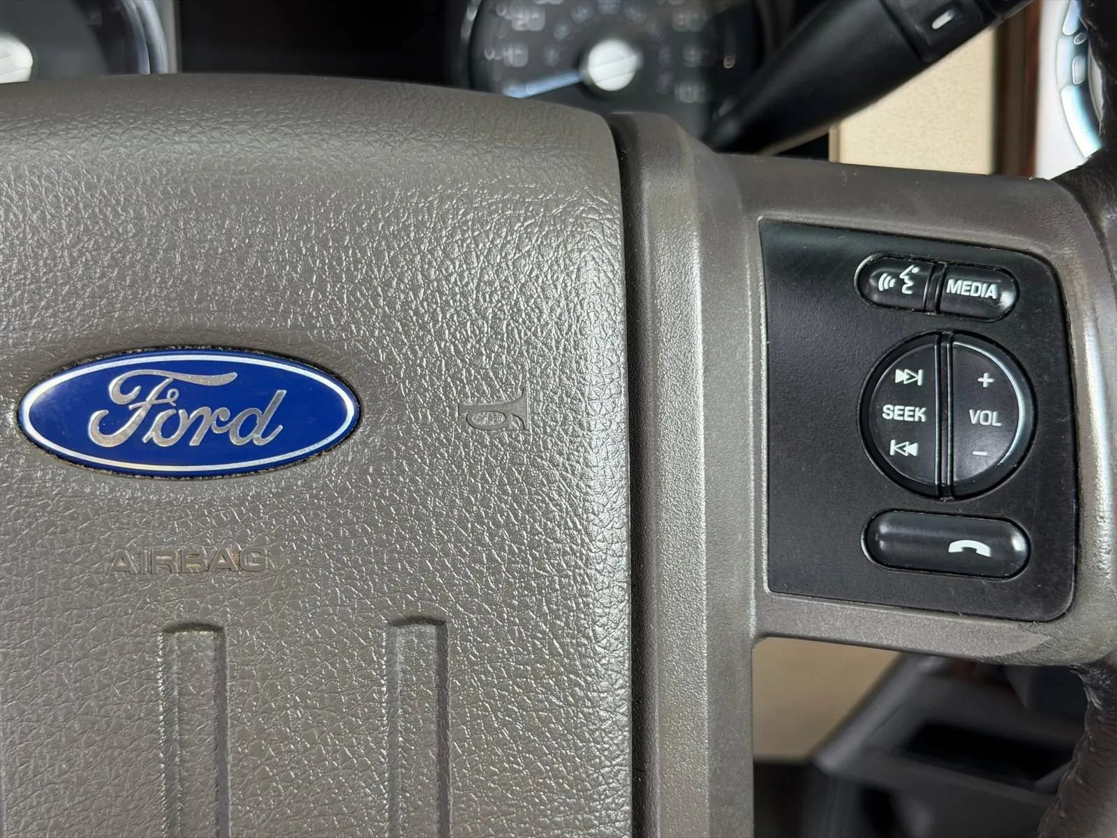 Used 2014 Ford F250 Lariat w/ Lariat Ultimate Package AWD/4WD image 33