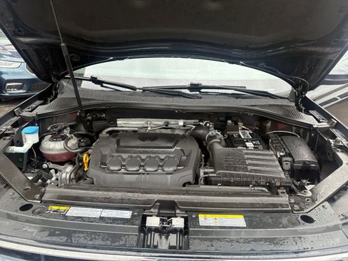 Used 2022 Volkswagen Tiguan SEL R-Line AWD/4WD image 21