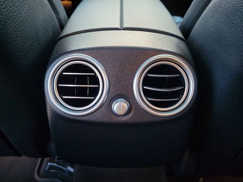 Used 2021 Mercedes-Benz GLC 300 w/ Premium Package image 14