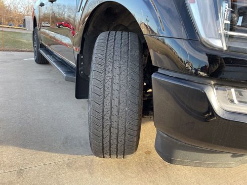 Used 2023 Ford F150 Lariat w/ Equipment Group 502A High image 20