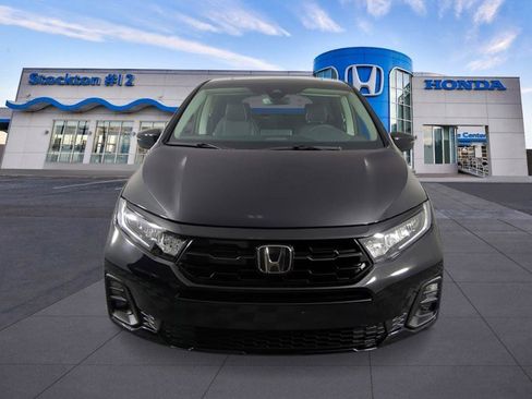New 2026 Honda Odyssey Touring image 8