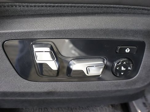 Used 2024 BMW XM image 37