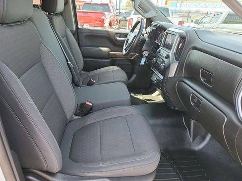 Used 2020 Chevrolet Silverado 1500 LT image 18
