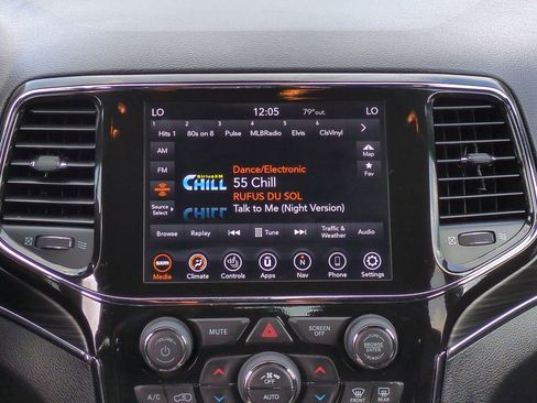 Used 2021 Jeep Grand Cherokee Limited image 18