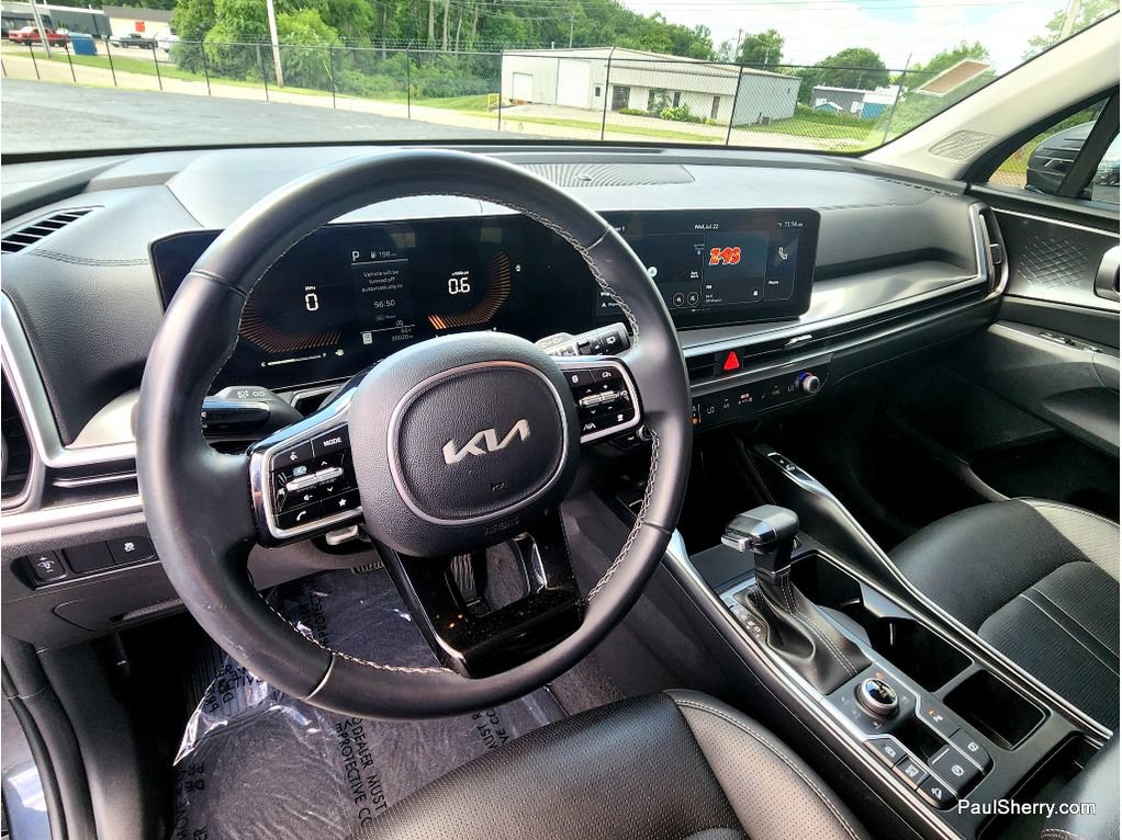 Used 2024 Kia Sorento S AWD/4WD image 26