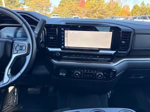 Used 2023 Chevrolet Silverado 1500 RST image 17