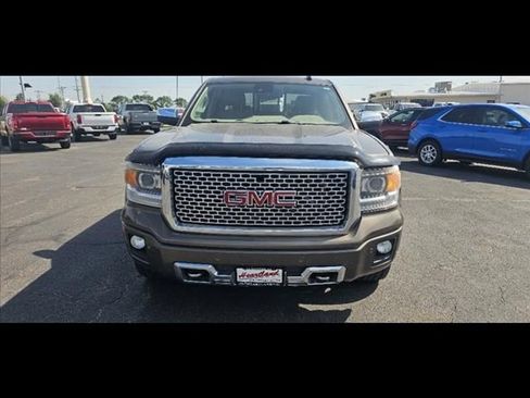 Used 2015 GMC Sierra 1500 Denali w/ Driver Alert Package AWD/4WD image 8