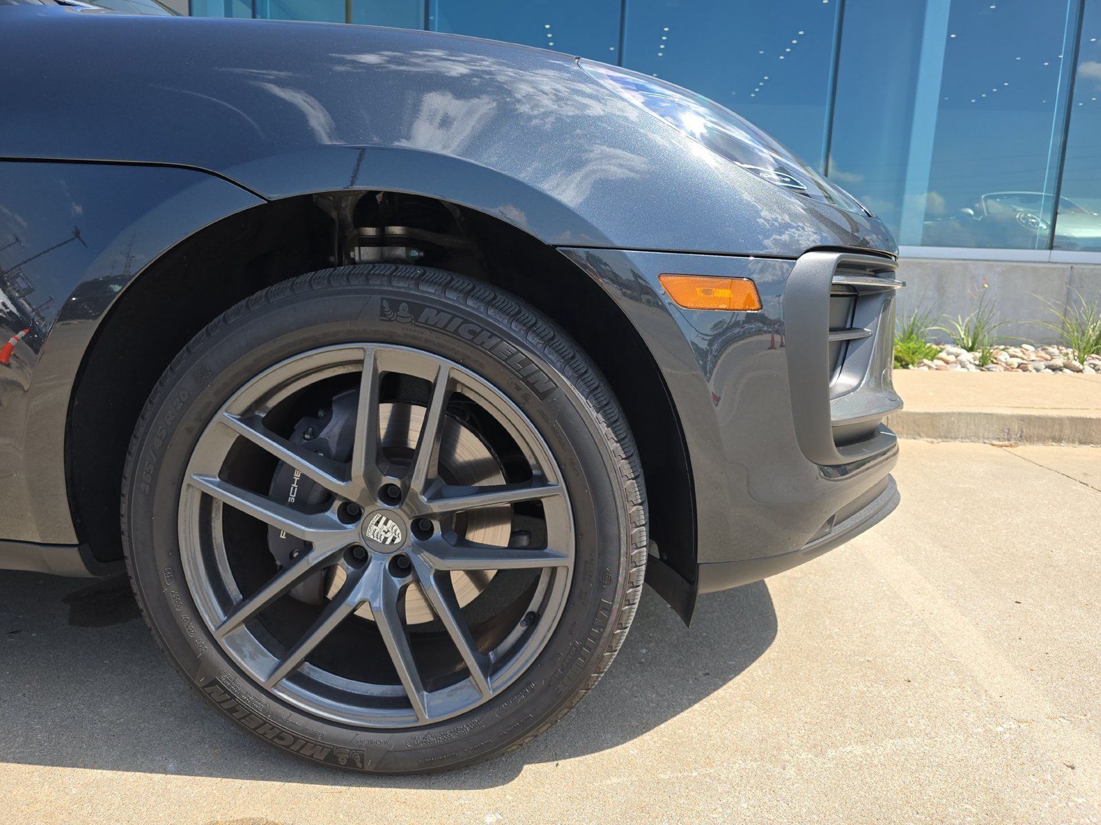 Certified 2026 Porsche Macan Turbo AWD/4WD image 11