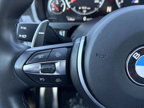 Used 2017 BMW X5 M image 15