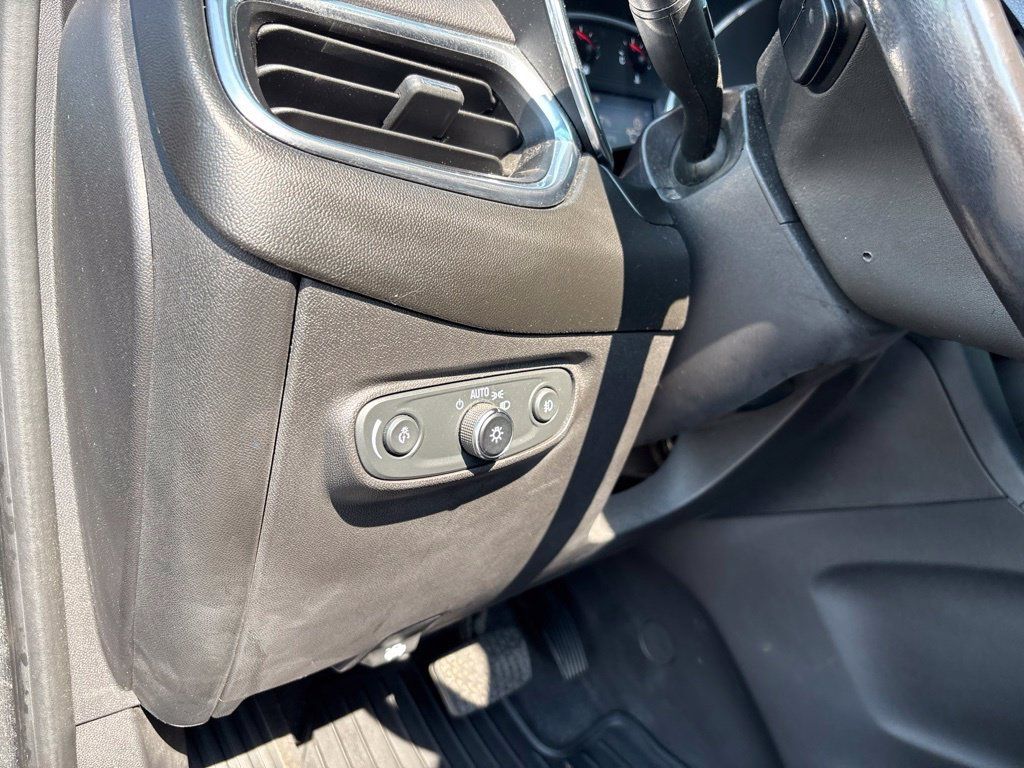Used 2021 Chevrolet Equinox LT AWD/4WD image 5