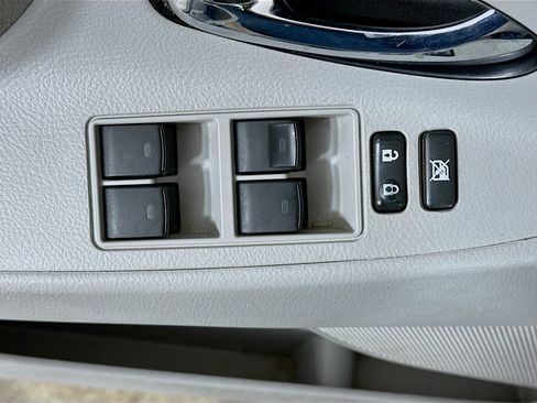 Used 2011 Toyota Camry LE w/ LE Extra-Value Pkg image 15