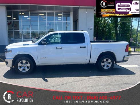Used 2025 RAM 1500 Big Horn AWD/4WD image 5