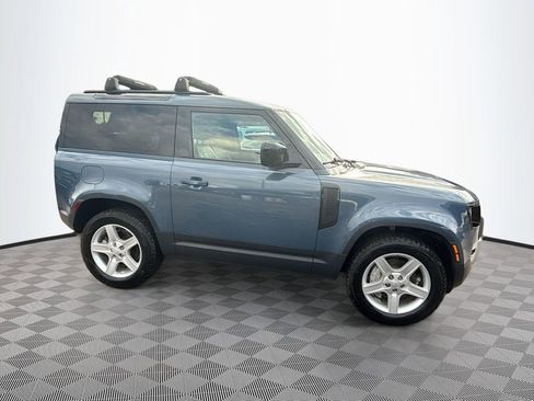 Used 2023 Land Rover Defender 90 SE image 5