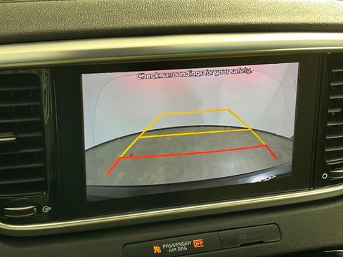 Used 2020 Kia Sportage SX image 40