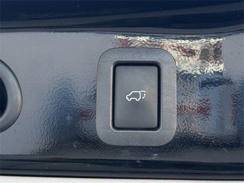 Used 2016 Toyota Highlander XLE image 36