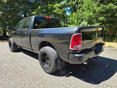 Used 2016 RAM 1500 Sport image 7