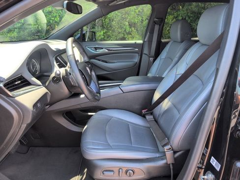 Used 2023 Buick Enclave Essence w/ Experience Buick Package FWD image 13