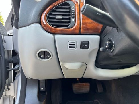 Used 2004 Jaguar XK8 Convertible RWD image 21