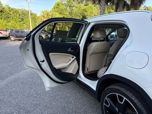 Used 2018 Mercedes-Benz GLA 250 image 23