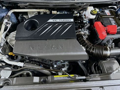Used 2025 Nissan Rogue SV image 31