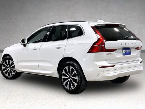 Certified 2023 Volvo XC60 B5 Core w/ Climate Package AWD/4WD image 4