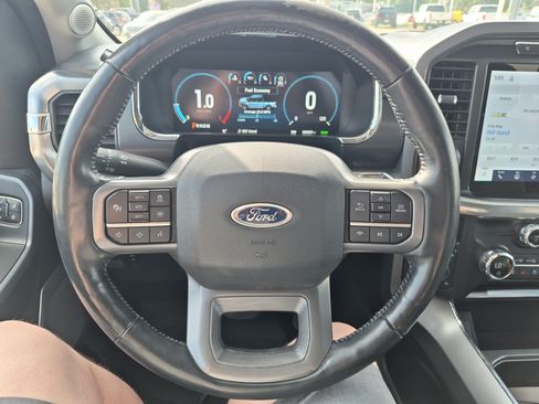 Used 2021 Ford F150 Lariat w/ Equipment Group 502A High AWD/4WD image 14