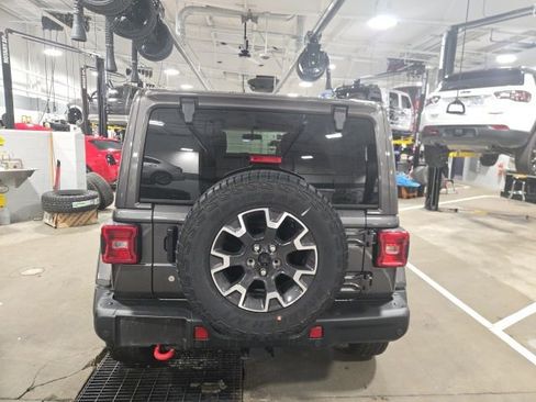 Used 2019 Jeep Wrangler Unlimited Rubicon w/ Steel Bumper Group image 6