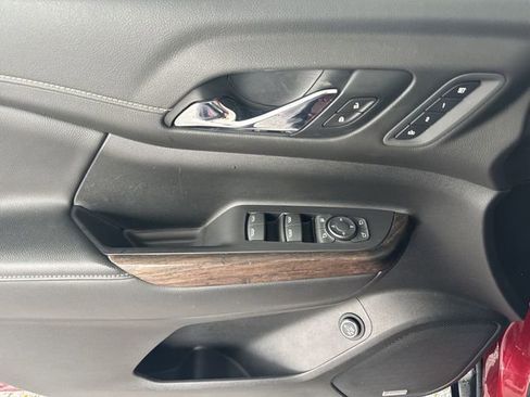 Used 2020 GMC Acadia Denali w/ Technology Package image 22