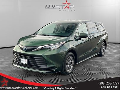 Used 2022 Toyota Sienna LE