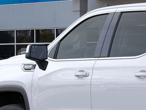 New 2026 GMC Sierra 1500 SLE image 12