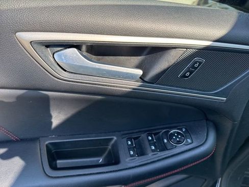 Used 2024 Ford Edge ST-Line image 10