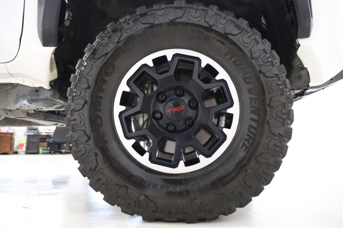Used 2024 Toyota Tacoma TRD Off-Road AWD/4WD image 71