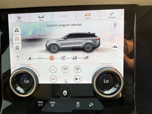 Used 2019 Land Rover Range Rover Velar R-Dynamic SE AWD/4WD image 21