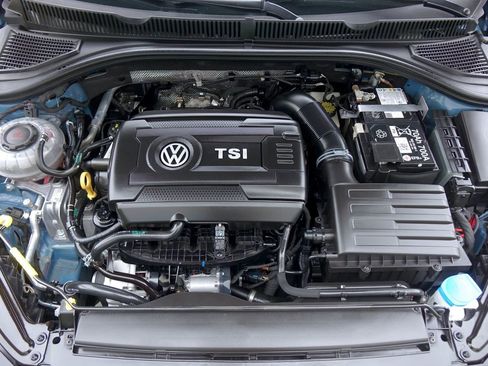 Used 2025 Volkswagen Jetta GLI Autobahn FWD image 35
