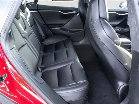 Used 2018 Tesla Model S 75D image 22