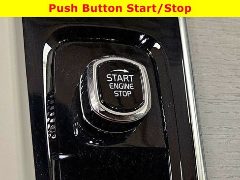 Used 2024 Volvo XC60 T8 Ultimate w/ Climate Package image 28