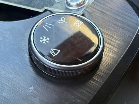 Certified 2024 Nissan Rogue S image 22