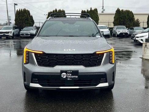 Certified 2025 Kia Sorento SX Prestige AWD/4WD image 4