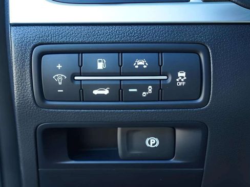 Used 2019 Genesis G80 3.8 AWD/4WD image 26