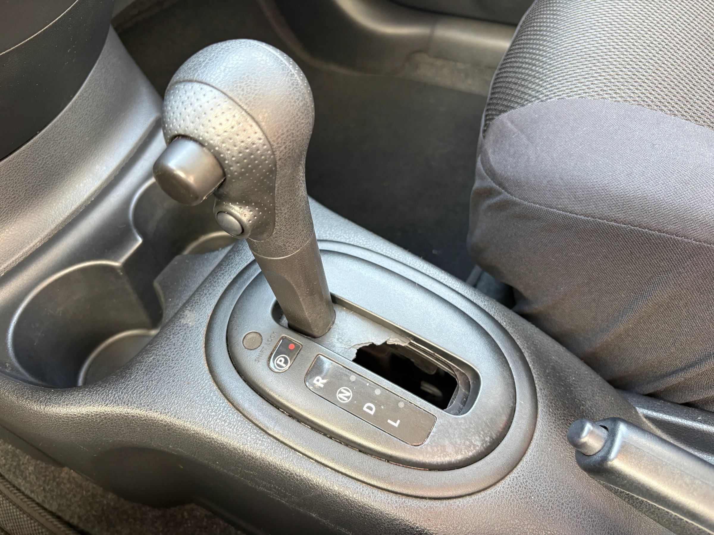 Used 2015 Nissan Versa S Plus FWD image 15
