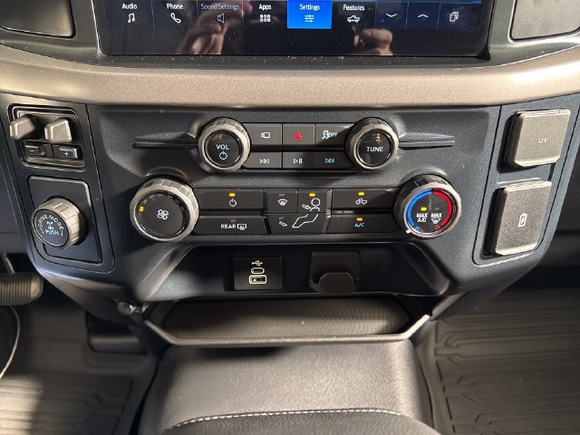 Used 2025 Ford F150 XL w/ Equipment Group 103A High RWD image 30